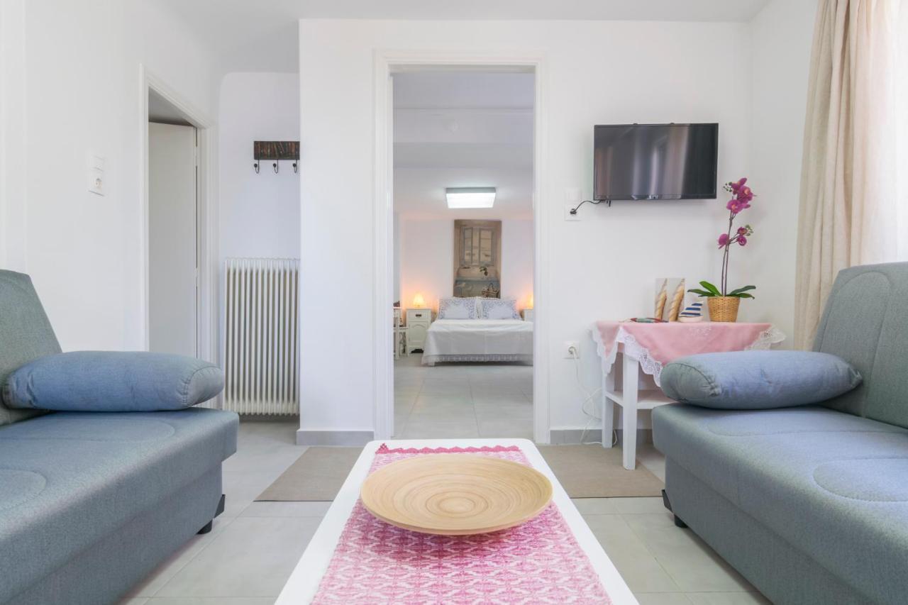 Kourita Garden Apartment With Sea View Near To The Port Of Milos Adamantas  Buitenkant foto